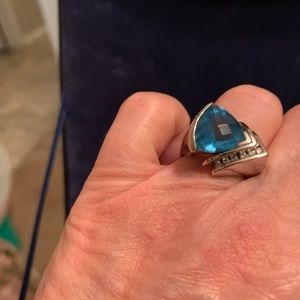 white gold, blue topaz ring with diamond accents🎉host pick🎉